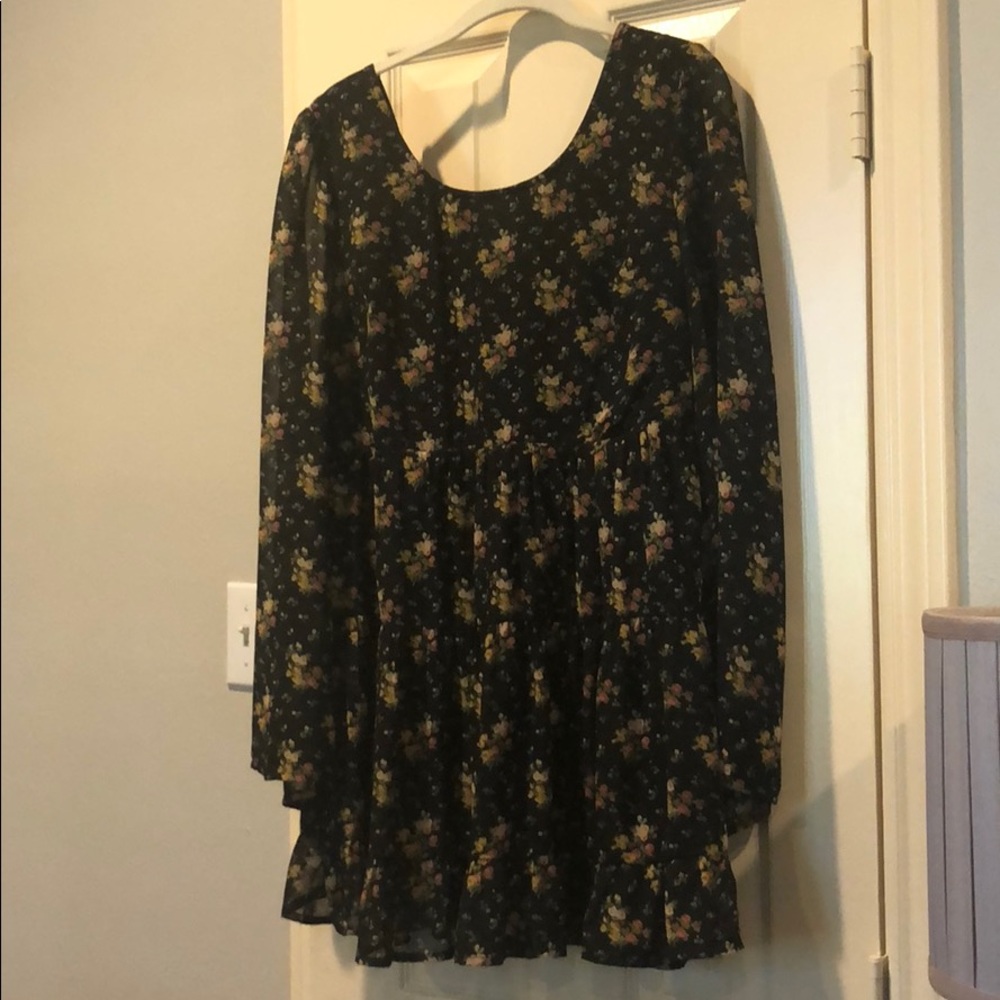 Blu•Pepper Dress (Size M)